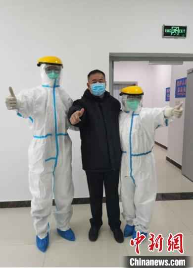  一碗山西面回馈湖北潜江授予的荣誉